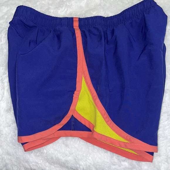Under Armour Kids Dri-fit Athletic Shorts, Purple, Size S/M - Picture 2 of 4